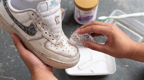 nike air force verfärbt|How to Clean Nike Air Force 1 Shoes.